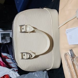 Vintage Louis Epi Alma PM Cream Colored